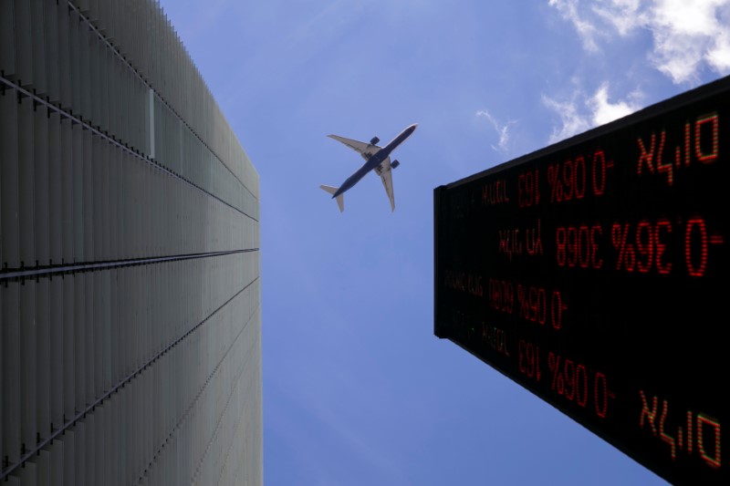 Israel stocks higher at close of trade; TA 35 up 0.23%