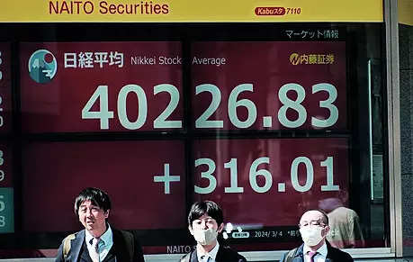 Japan's Nikkei posts first weekly drop in six on profit-taking, BOJ bets