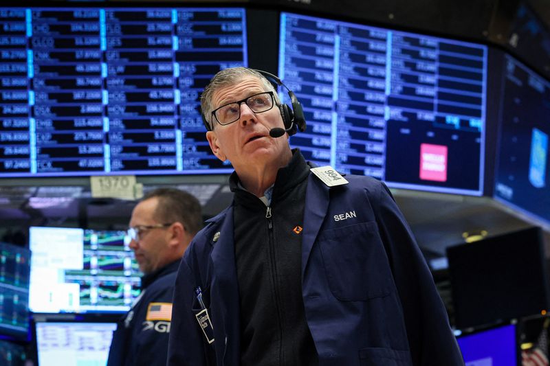 Jefferies downgrades Crown Castle to hold