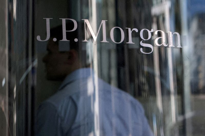 JPMorgan briefly spikes after top executive touts better-than-expected Q4 growth
