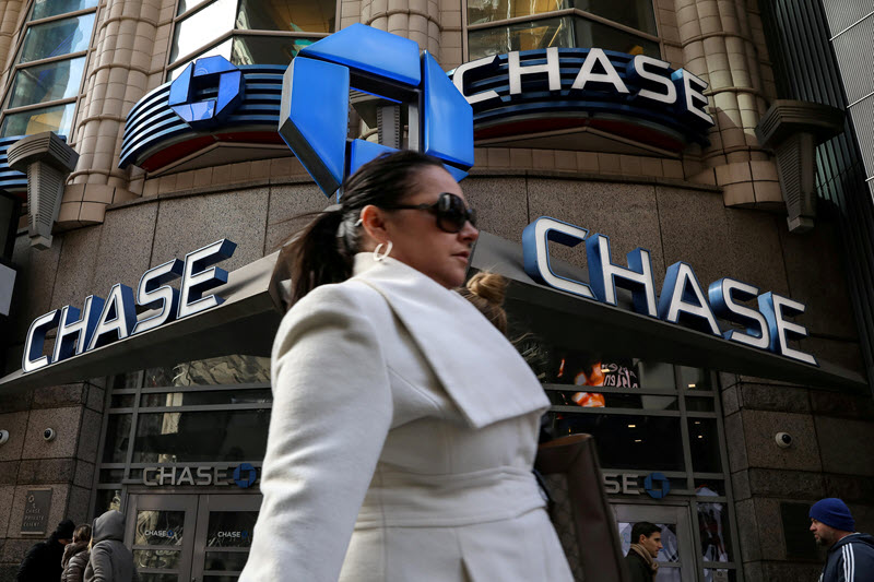 JPMorgan cuts Peloton stock rating on demanding growth outlook, limited visibility
