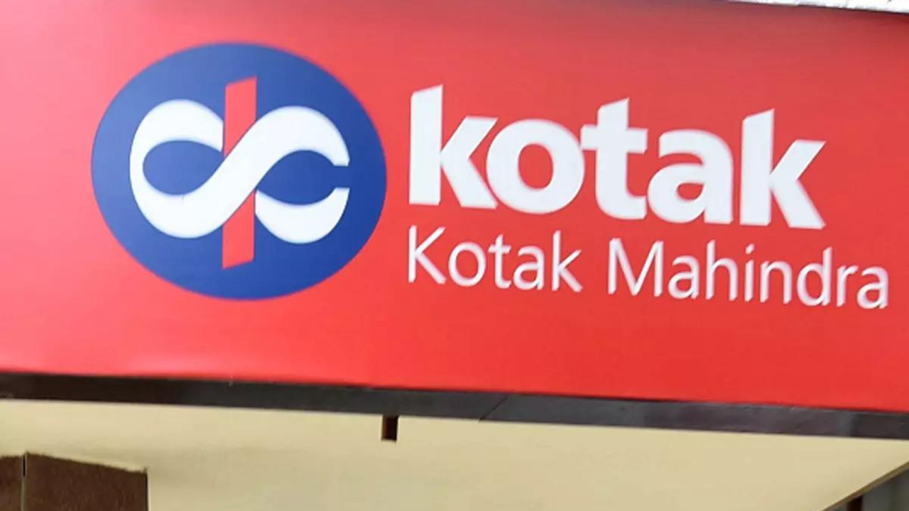 Kotak Bank 'attractive' despite short-term issues, rises over 5%