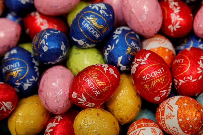 Lindt & Spruengli shares up as Barclays upgrades to "overweight"