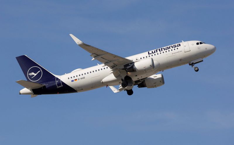 Lufthansa weighs cancelling Frankfurt-Beijing route due to competition