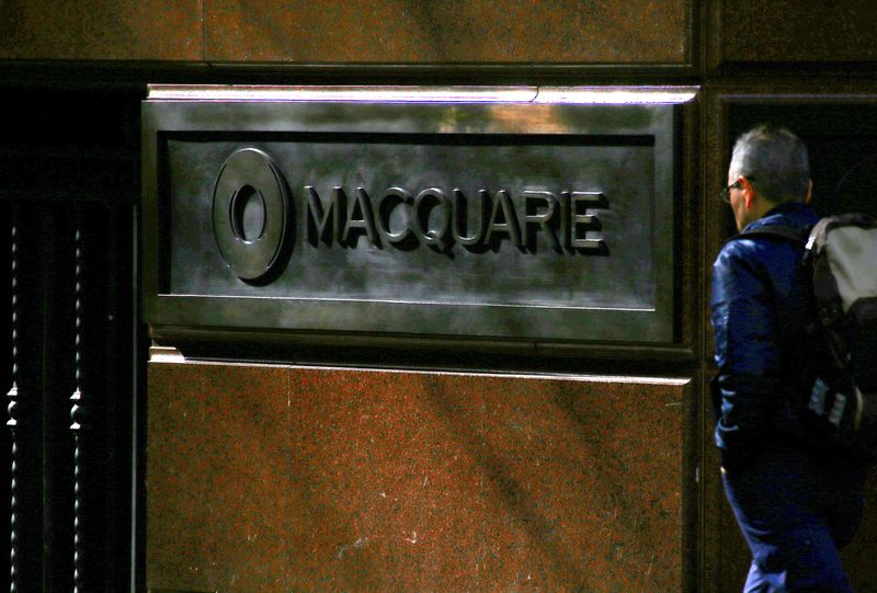 Macquarie to take minority stake in D.E. Shaw's green energy arm for up to $1.73 billion