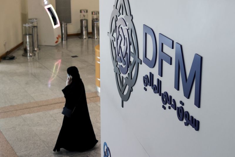 Gulf bourses end mixed on regional tensions, Q3 earnings