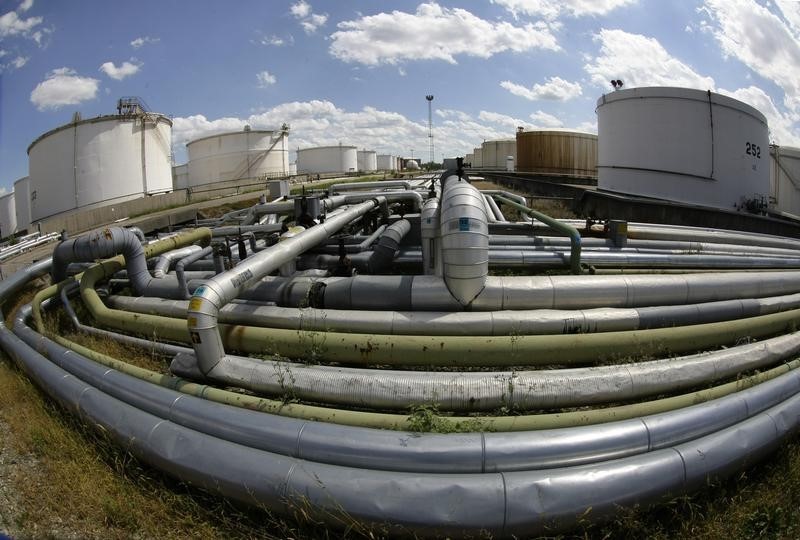 Marathon's Detroit refinery workers to strike starting Wednesday, Teamsters says