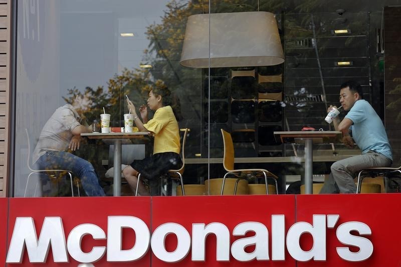 McDonald's Q3 print tops estimates, sees no material impact from e.coli outbreak