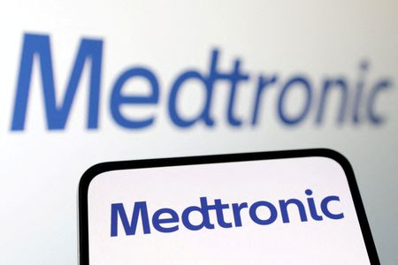 Medtronic narrows annual earnings forecast, raises organic revenue growth outlook