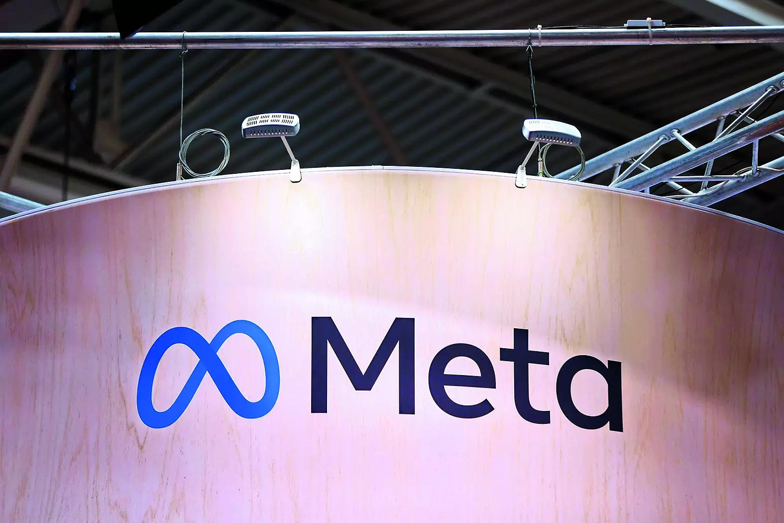 Meta shares sink on higher AI spending, light revenue forecast