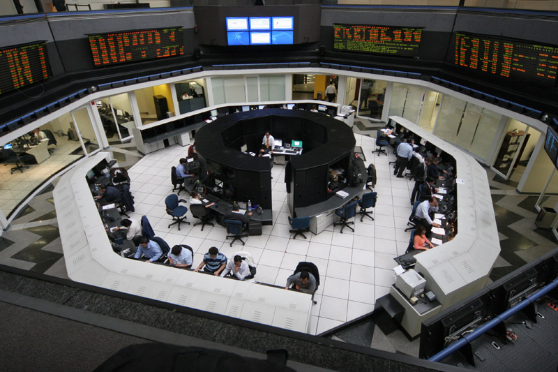 Mexico stocks lower at close of trade; S&P/BMV IPC down 0.82%