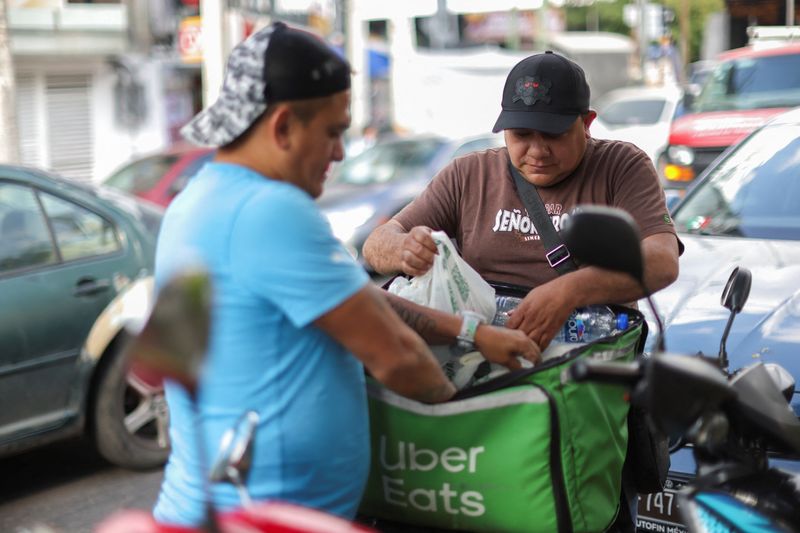 Mexico's lower house approves unanimously labor reform for app workers