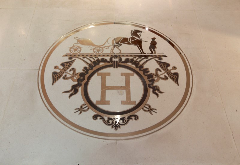 Morgan Stanley adjusts its forecasts for Hermès: A slowdown expected?