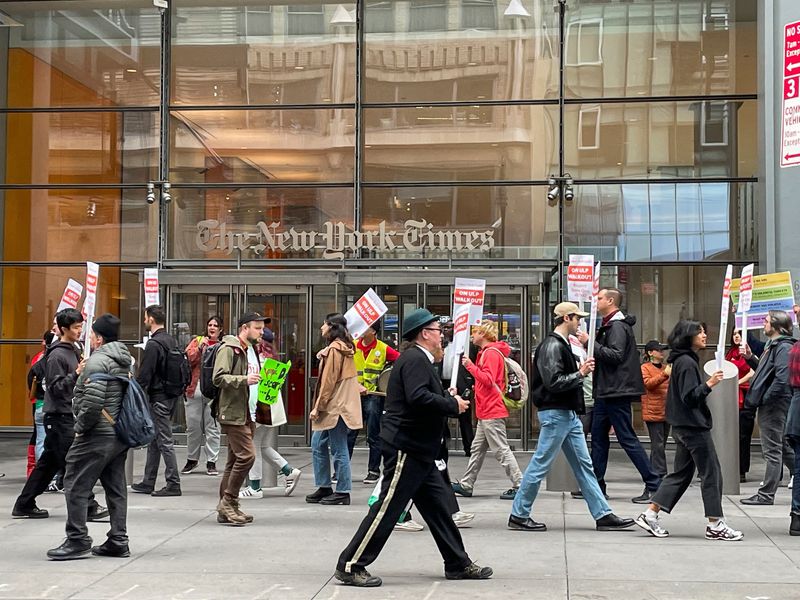 New York Times Tech Guild to return to work, negotiations will go on