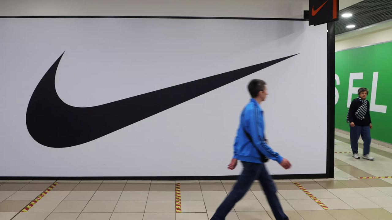 Nike sinks over 18% as gloomy sales forecast fans growth concerns