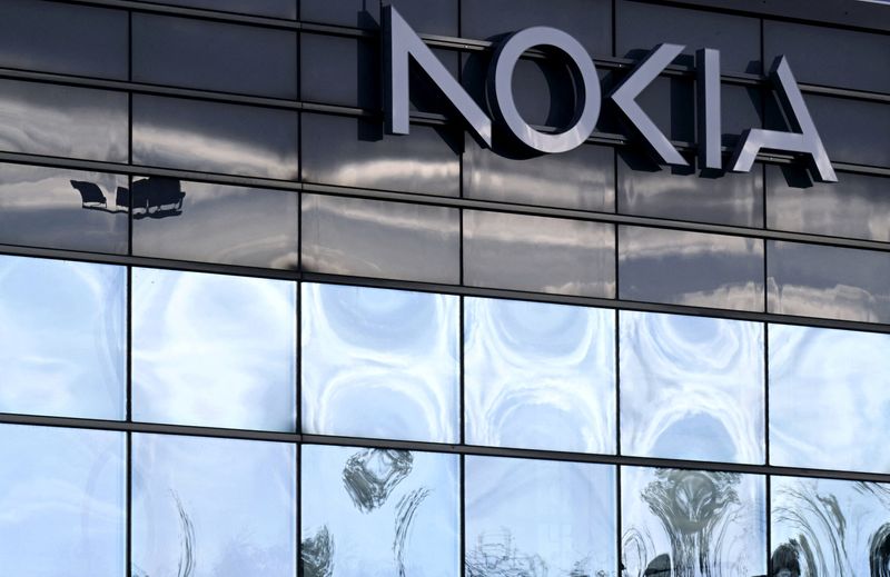 Nokia's US shares rise after T-Mobile says no plans to stop partnership