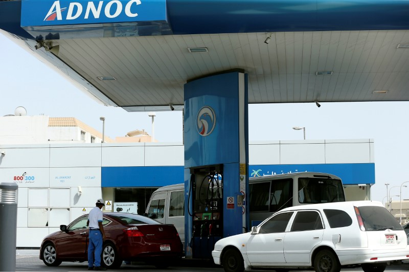 Oil services sector: What Soros' model suggests for 2025