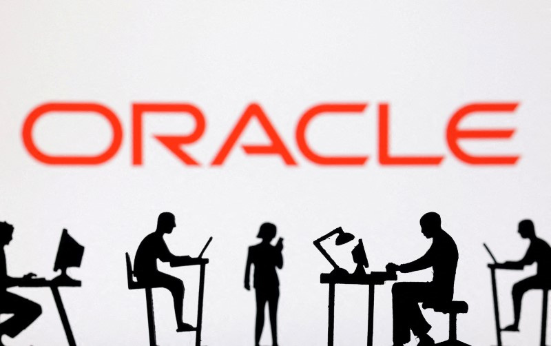 Oracle shares jump as AI push perks up cloud demand