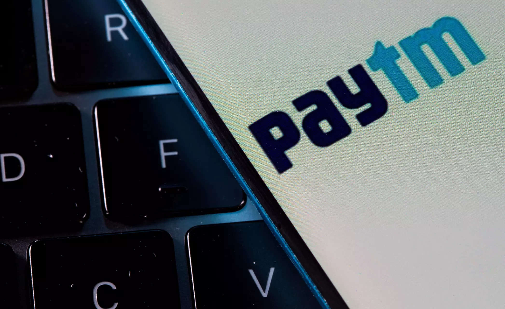 Paytm shares fall 5% after COO Bhavesh Gupta resigns