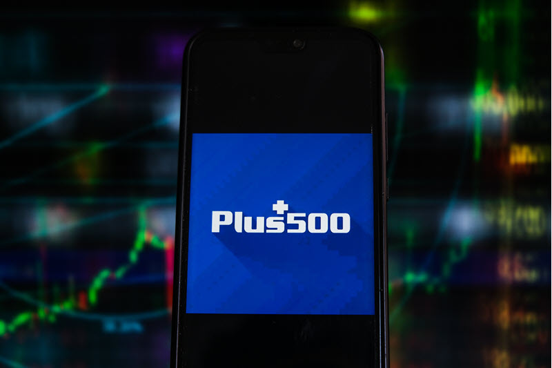 Plus500 reports strong Q2, forecasts above expectations