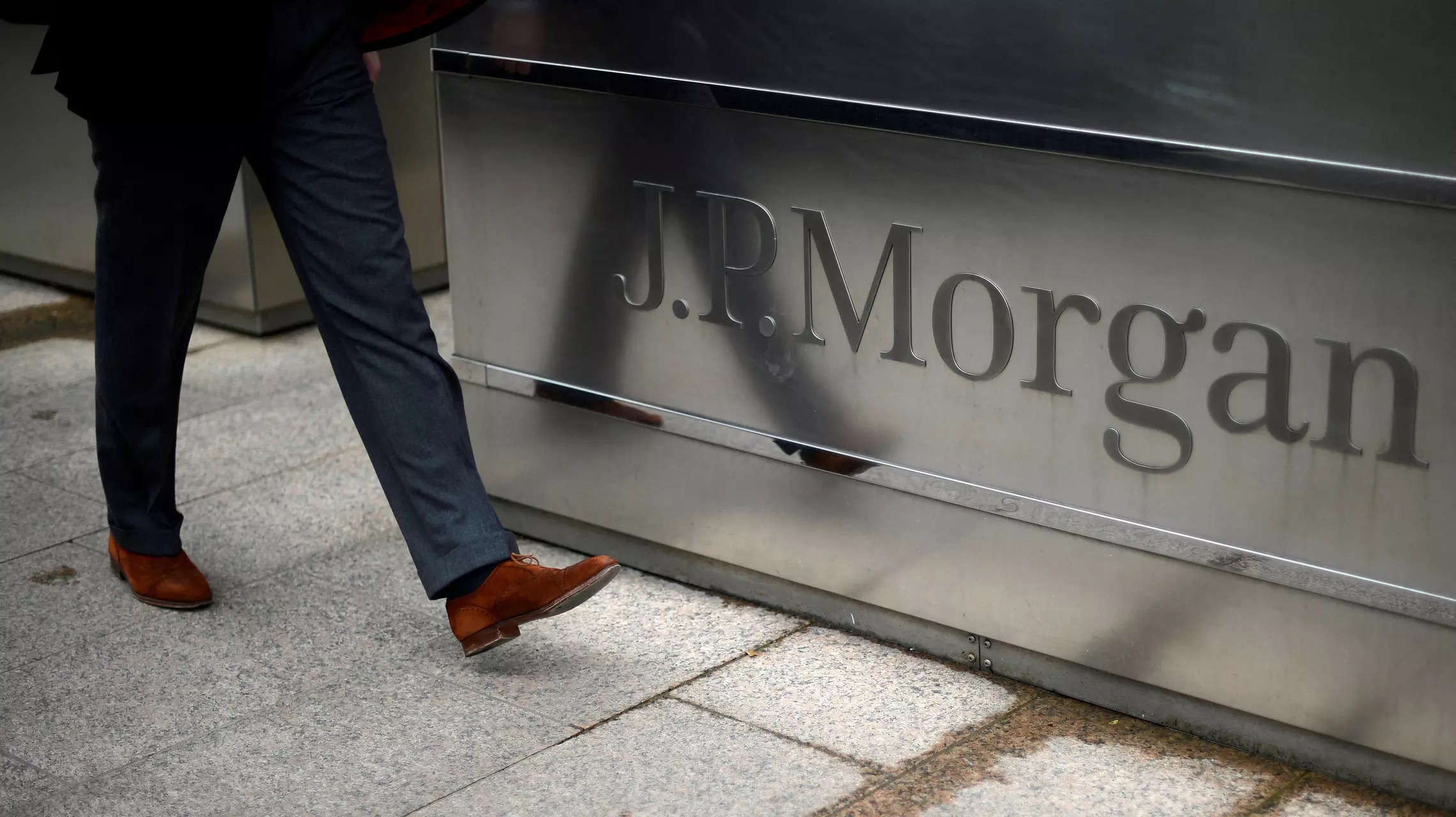 Proxy debt plays may slow as JPM index inclusion progresses