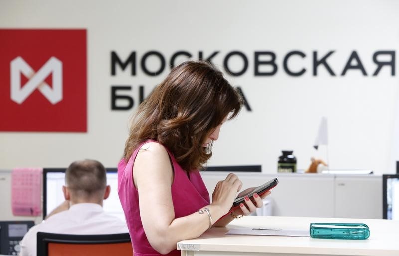 Russia stocks higher at close of trade; MOEX Russia Index up 1.18%