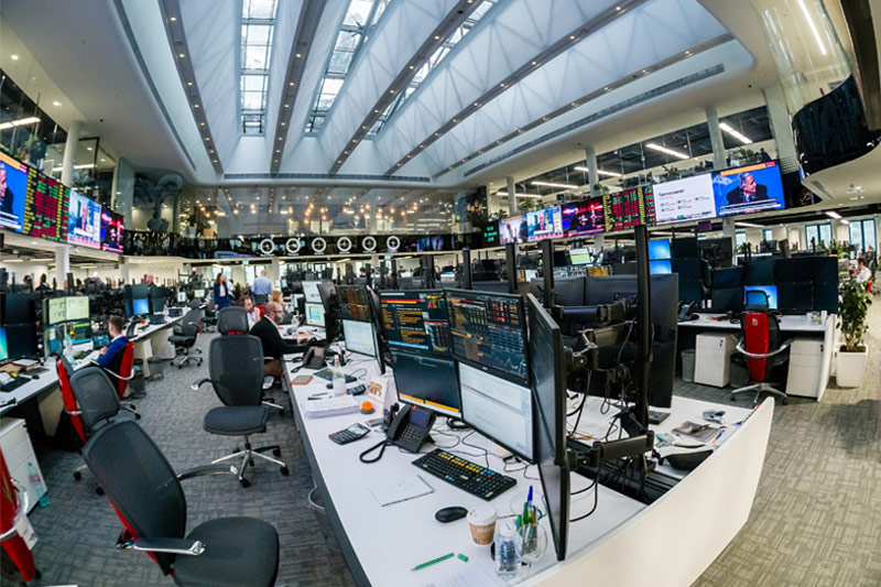 Russia stocks lower at close of trade; MOEX Russia Index down 0.85%