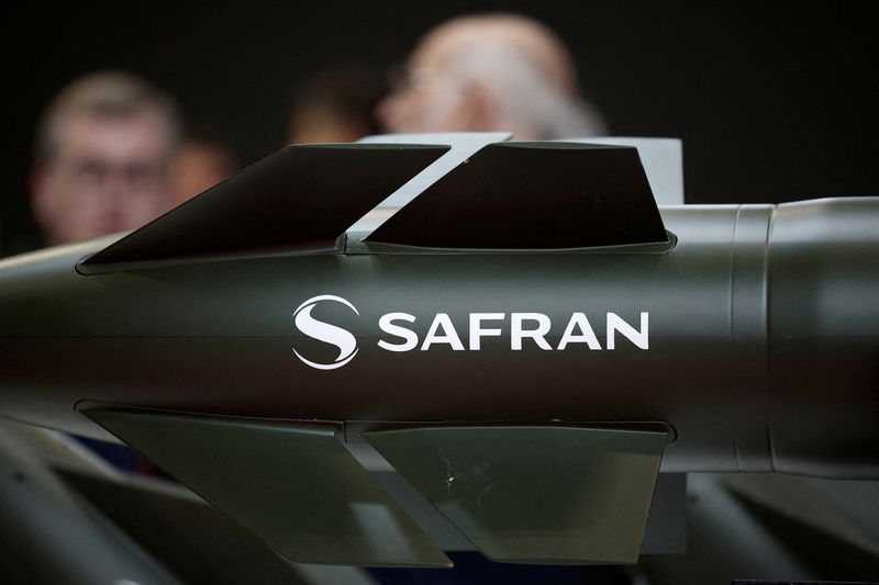 Safran in talks with MBDA over Roxel's stake, La Tribune reports