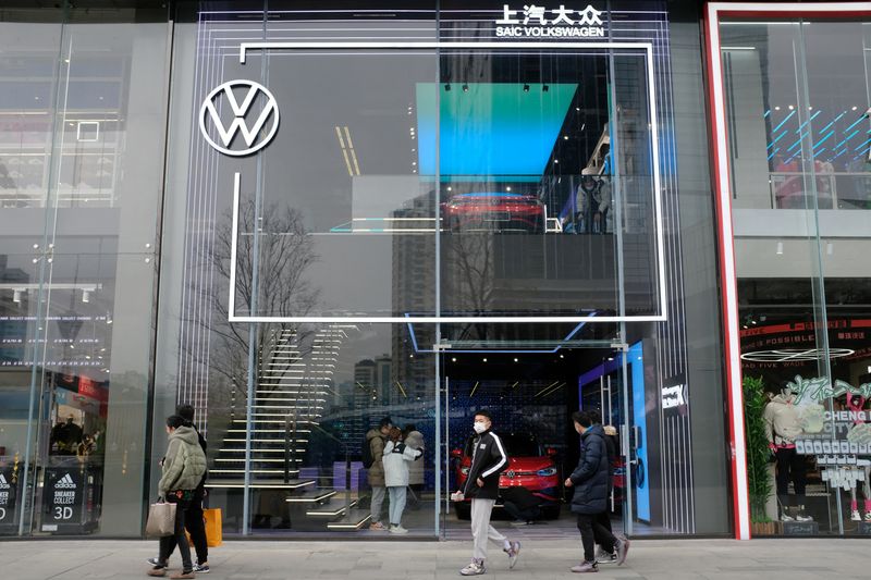 SAIC Volkswagen says adjusting plant base "necessary"