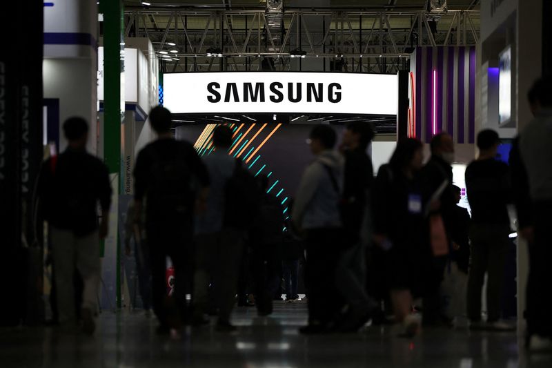 Samsung accuses India antitrust body of detaining employees, seizing data unlawfully