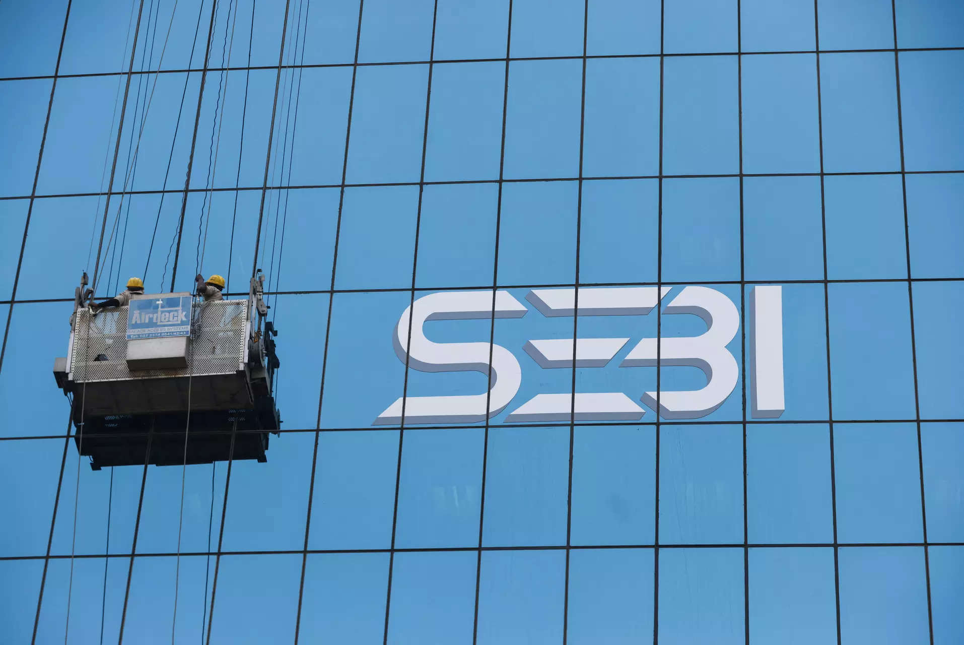 Sebi allows privately placed InvITs to issue subordinate units