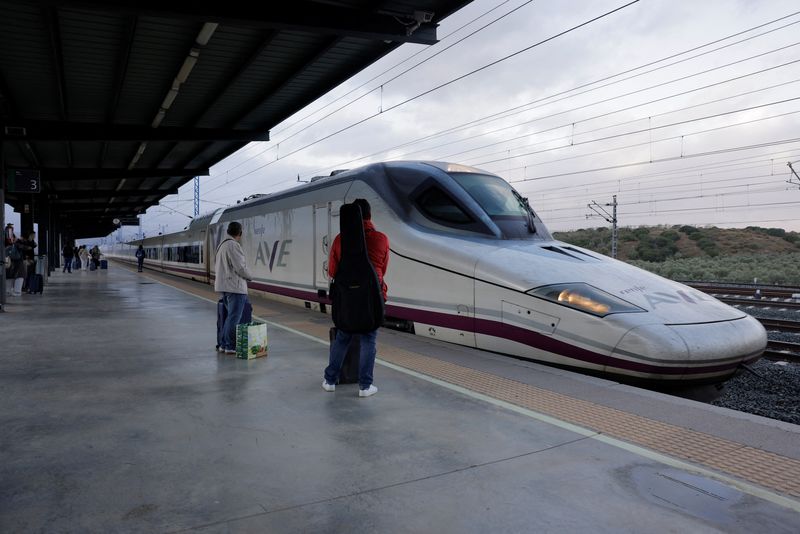 Sidenor in talks to buy some or all of Spanish train maker Talgo