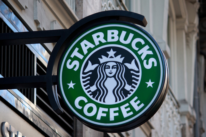 Starbucks shares drop as Q4 preliminary results fall short amid weak US demand