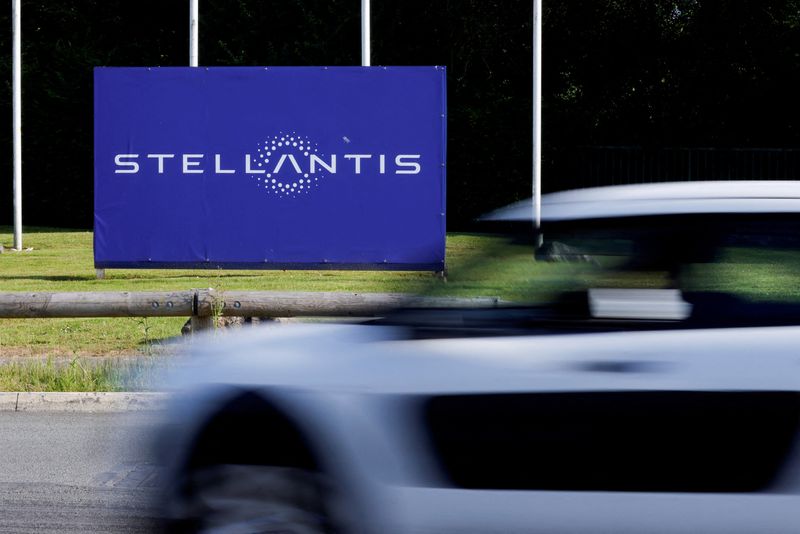 Stellantis denies report about picking Apple's Maestri as new CEO