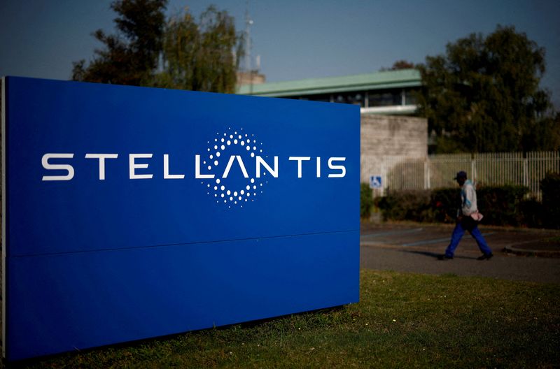 Stellantis, Infineon announce cooperation on architecture for next-generation cars