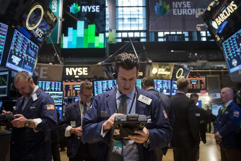 Stock market today: S&P 500 rises as cyclicals shine offsetting Alphabet slump