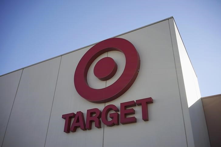 Target shares plunge on earnings miss, weak guidance