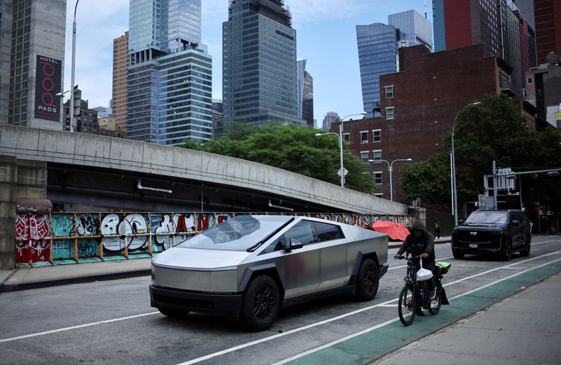 Tesla stock: Wall Street analyst says Cybertruck is 'a bust'