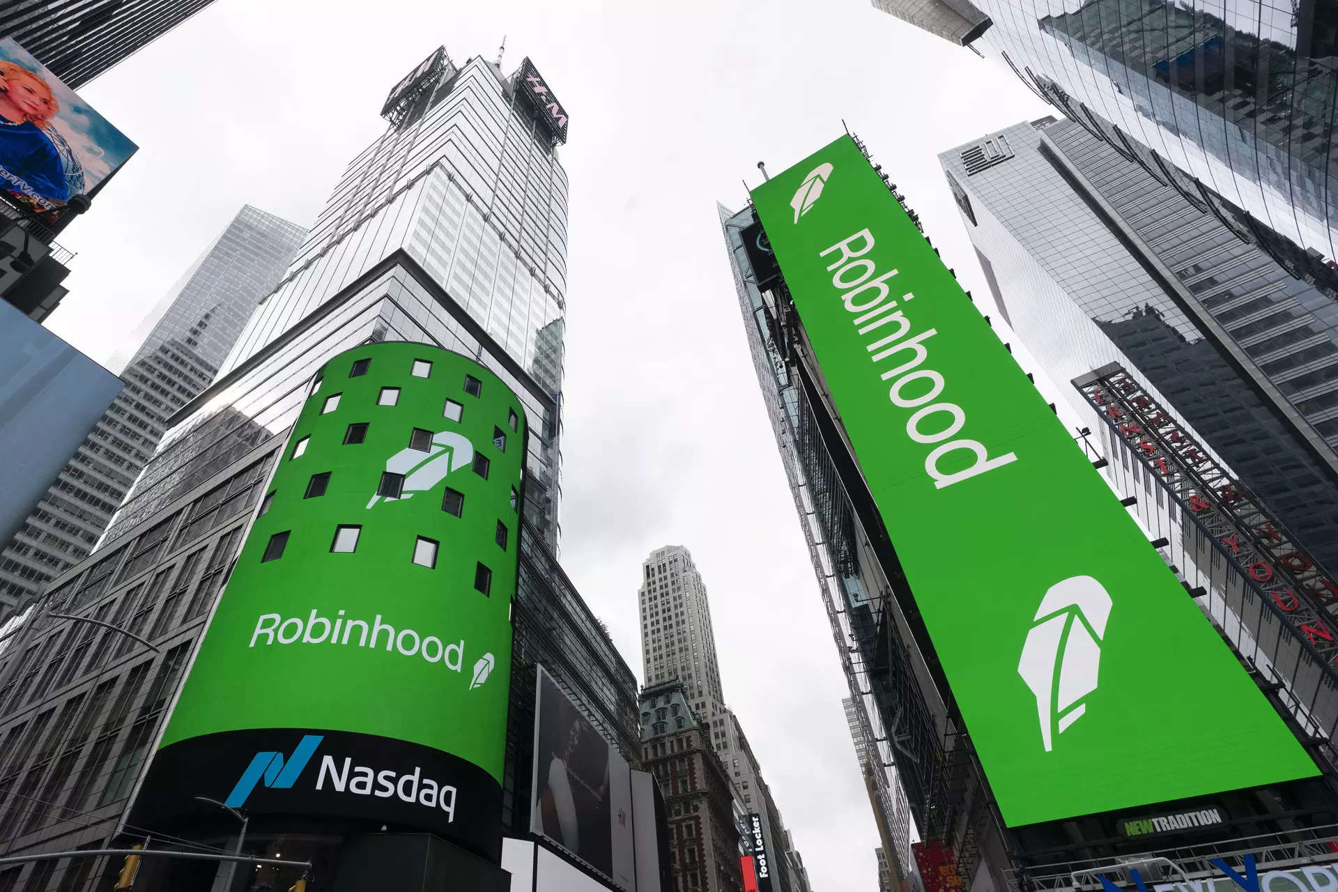 Trading app Robinhood unveils maiden stock buyback plan of $1 bln