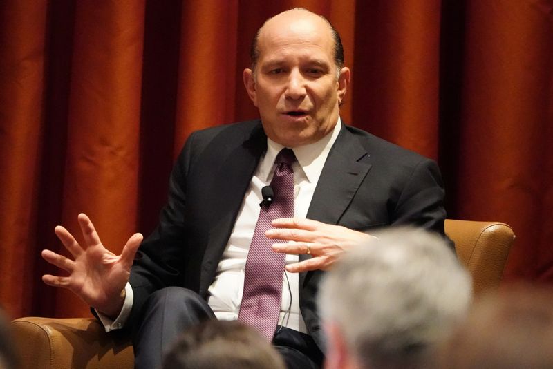 Trump's Wall Street middleman taps network for potential administration roles