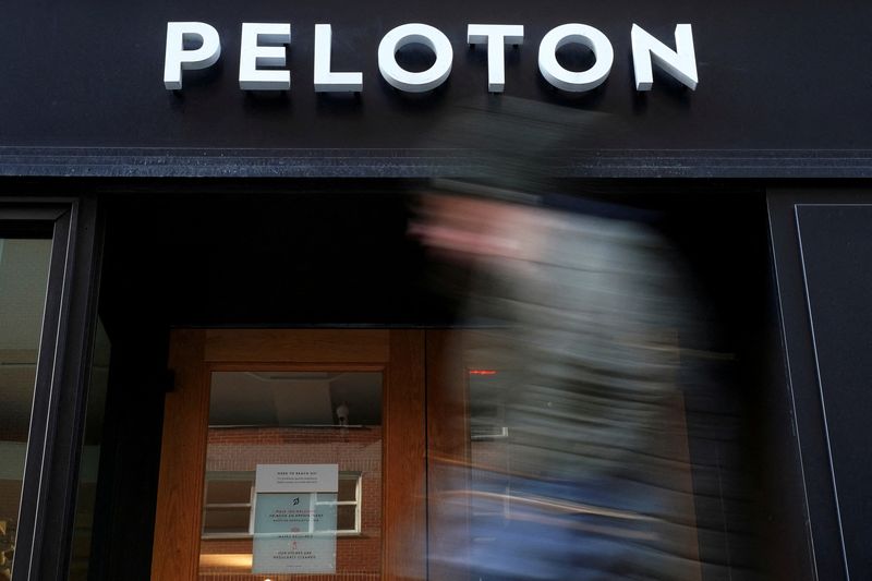 UBS moves to Neutral on Peloton as growth outlook 'still elusive'