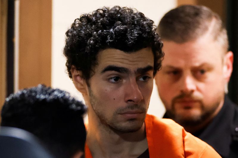 Suspect in UnitedHealth executive killing faces federal murder, stalking charges