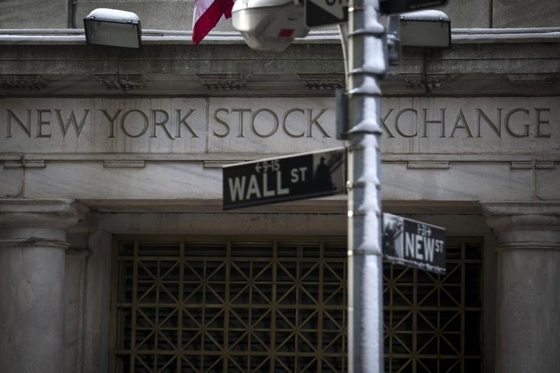 U.S. stocks lower at close of trade; Dow Jones Industrial Average down 1.51%