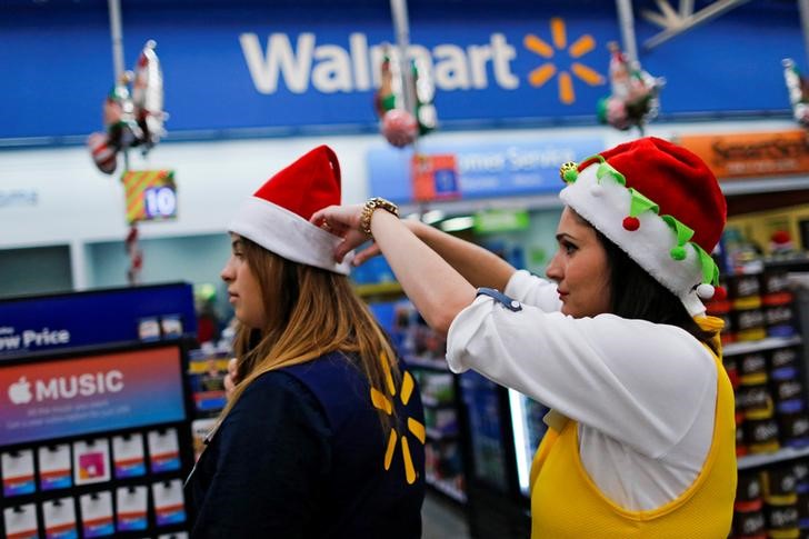 Walmart earnings beat by $0.03, revenue topped estimates